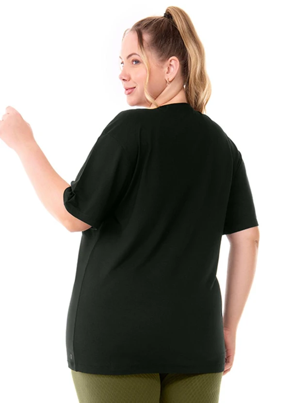 Zee Rucci - Camiseta Plus Meia Manga Unissex Preto 2