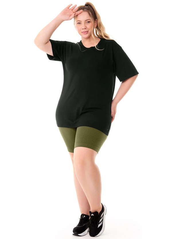 Zee Rucci - Camiseta Plus Meia Manga Unissex Preto 3