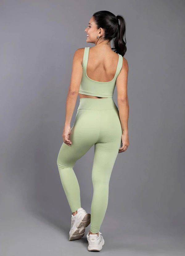 Everfit - Top Basic Verde 2