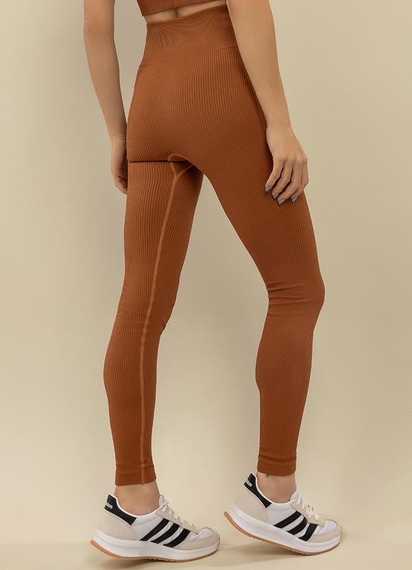 Basic Pro - Legging Fitness Canelada Marrom 2