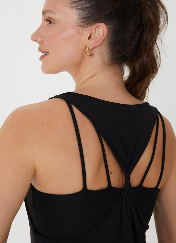 Malwee - Regata Alongada Malha Dry Preto 5