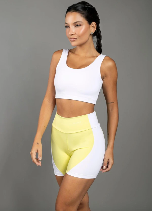 Everfit - Short Bromelia Recortes Lateral Amarelo 3