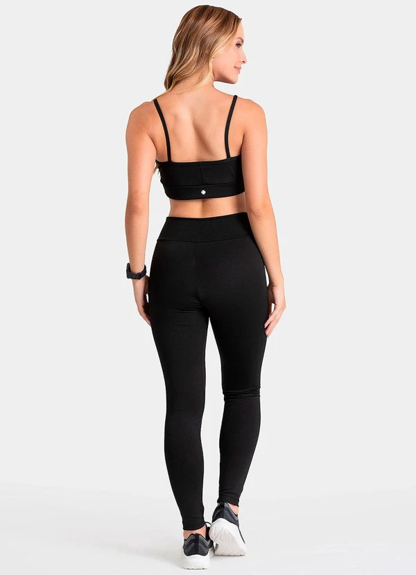 Closy - Top Alças Finas Energy Preto 4