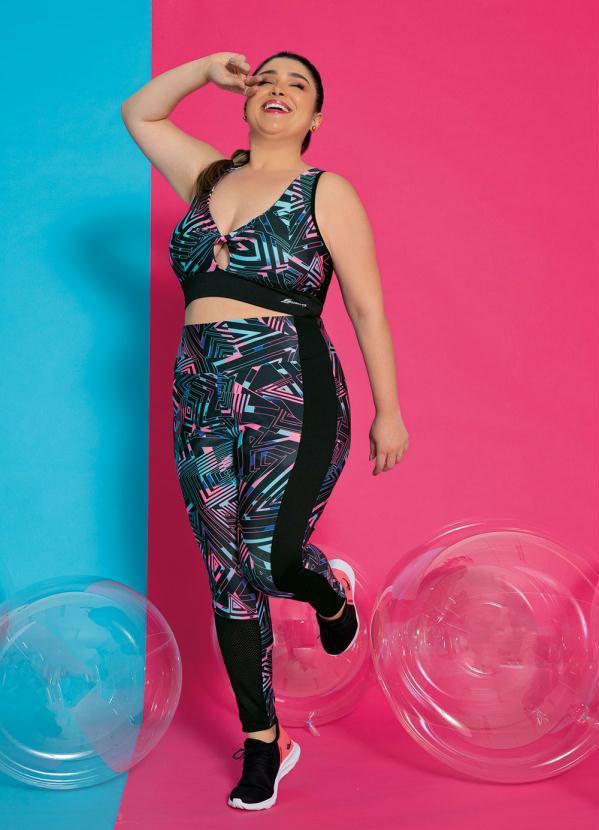 Sawary Fitness - Top Preto Geométrico com Torcido Sawary Fitness 8