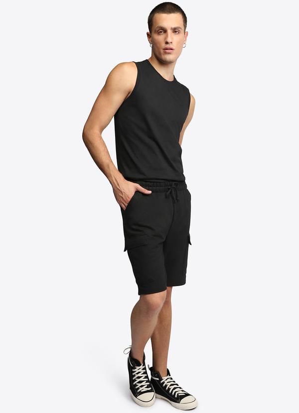 Basicamente - Bermuda Cargo Masculina Preto 2