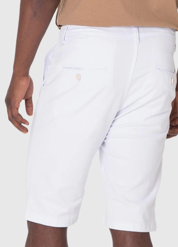 Malwee - Bermuda Chino em Sarja Branco 2