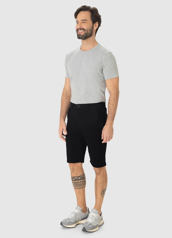 Malwee - Bermuda Chino em Sarja Preto 5
