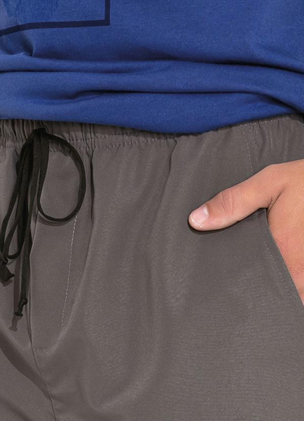 Moda Pop - Bermuda Cinza com Filete na Lateral 3