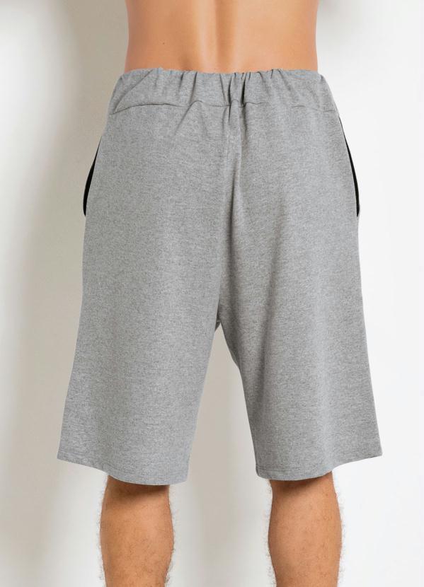 Outlet - Bermuda com Bolsos e Estampa na Lateral Mescla 7