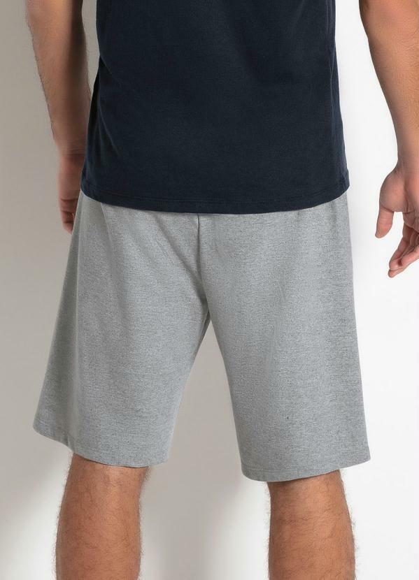 Outlet - Bermuda em Moletinho Mescla com Detalhes 2