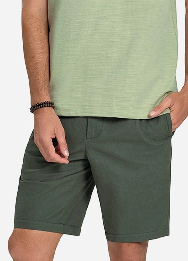 Diametro - Bermuda Masculina em Linho Verde