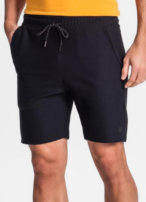 Diametro - Bermuda Masculina em Moletinho Preto