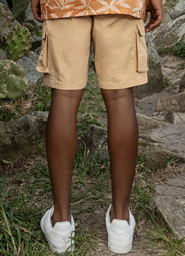 The Philippines - Bermuda Masculina em Sarja Bege 2