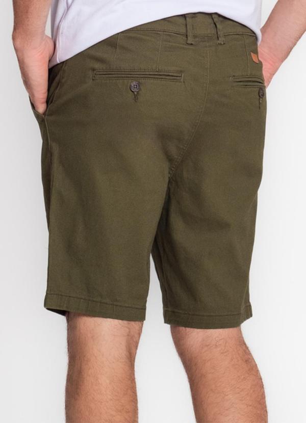 Diametro - Bermuda Masculina em Sarja Verde 2