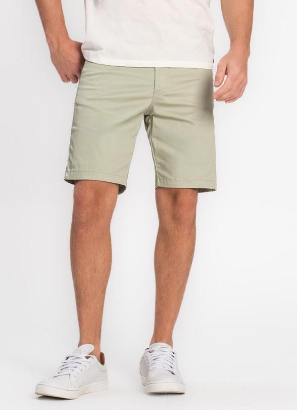 Diametro - Bermuda Masculina em Sarja Verde