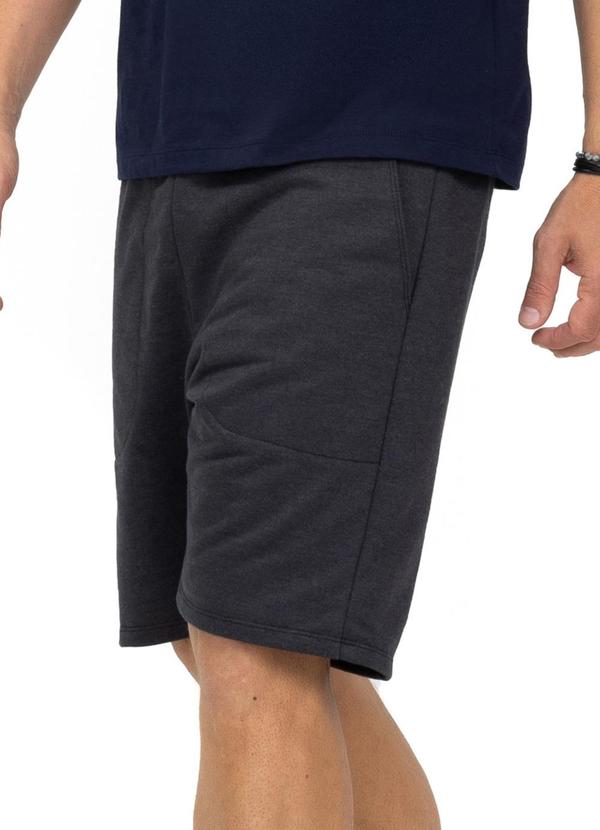 Diametro - Bermuda Moletom Masculina Preto 3