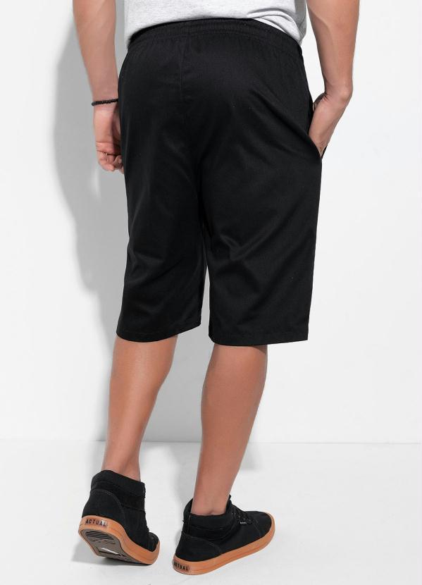 Outlet - Bermuda Preta com Cordel Funcional 2