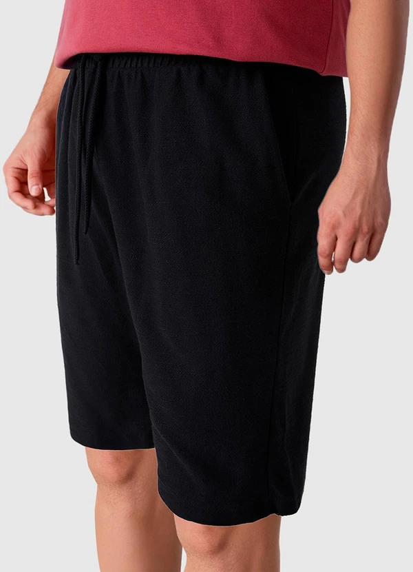 Malwee - Bermuda Tradicional em Moletinho Preto 4