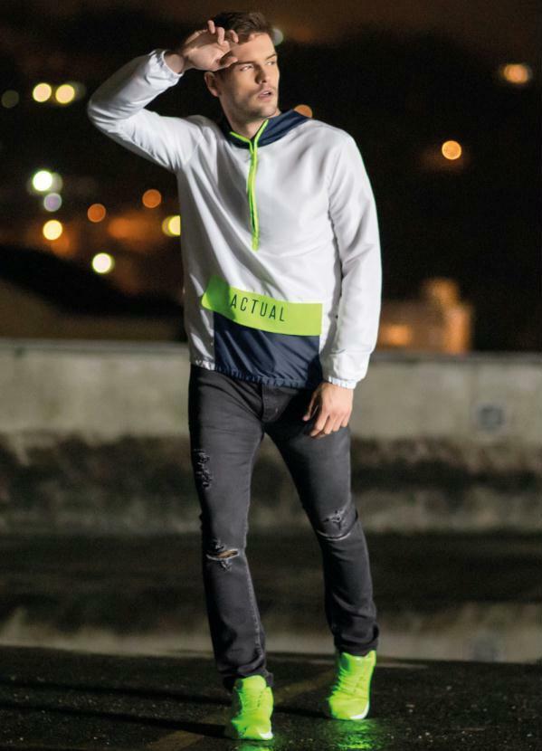 Outlet - Casaco Actual Anorak Branco com Detalhes Neon 5