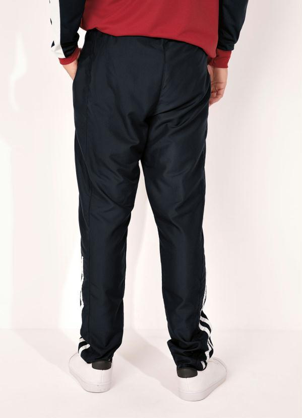 Moda Pop - Calça Preta com Bolsos 2