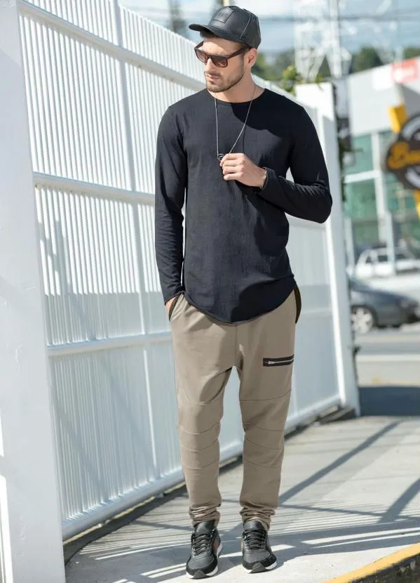 Moda Pop - Calça Marrom em Moletinho com Detalhe de Zíper 4