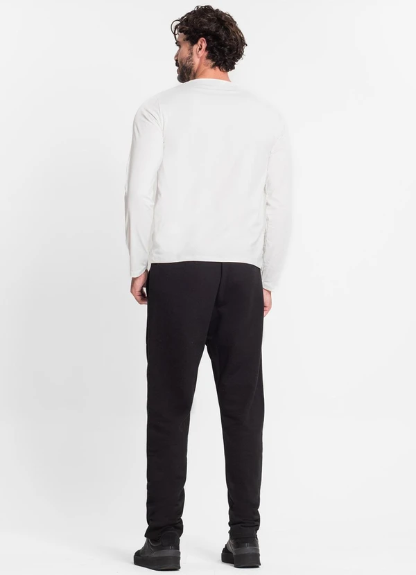 Diametro - Calça Masculina em Moletom Preto 4
