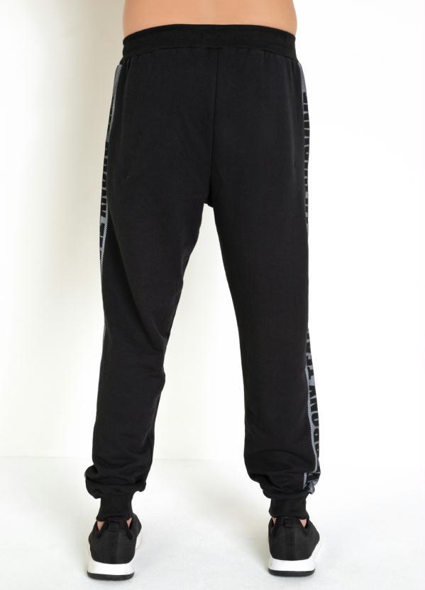 Outlet - Calça Preta com Recorte Lateral Estampado 7