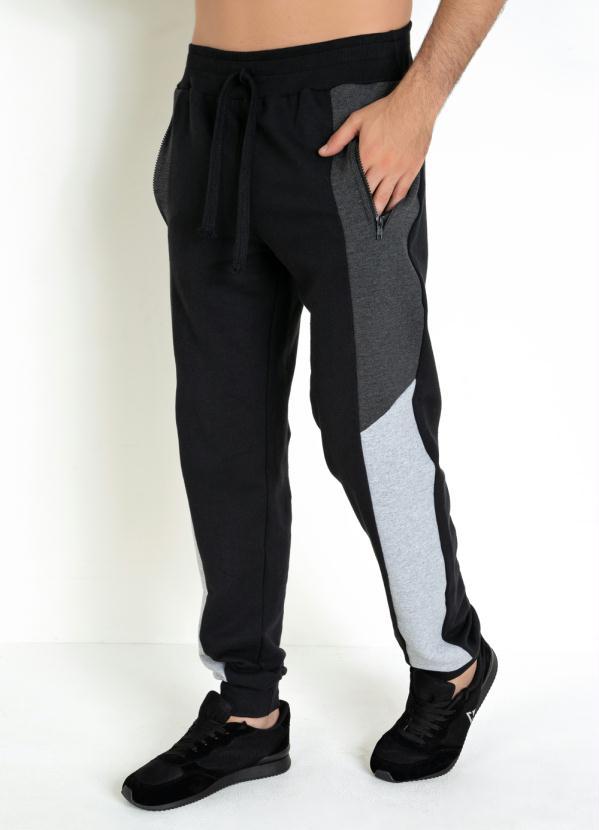 Outlet - Calça Preta com Recortes Laterais 7