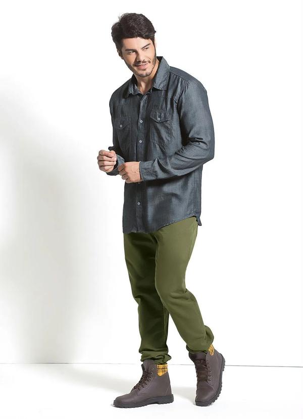 Outlet - Camisa Jeans Grafite com Manga Longa e Bolsos 4