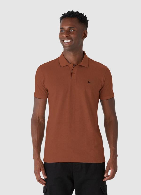 Malwee - Camisa Polo em Malha Maquinetada Marrom