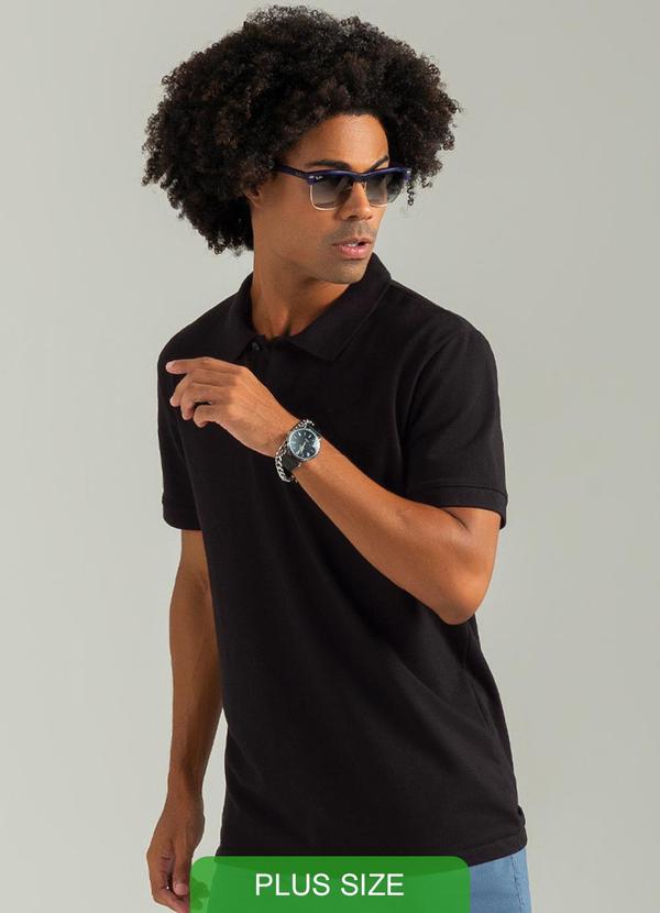 Cativa - Camiseta Polo Básica em Piquet Preto
