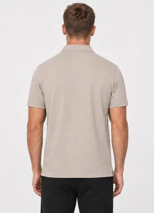 Veev - Polo Masculina em Tecido Poliamida Pique Marrom - VEEV