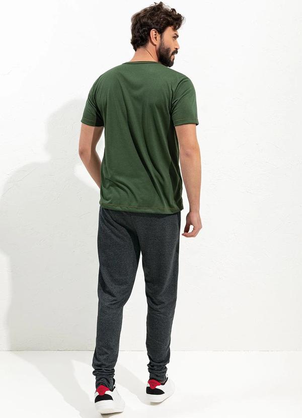 Moda Pop - Blusa Verde Militar em Malha de Algodão 4