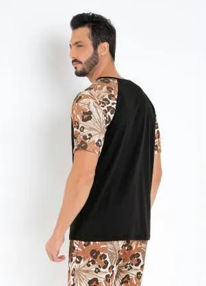 Multimarcas - Camiseta Actual Preta com Mangas Estampadas - MULTIMARCAS