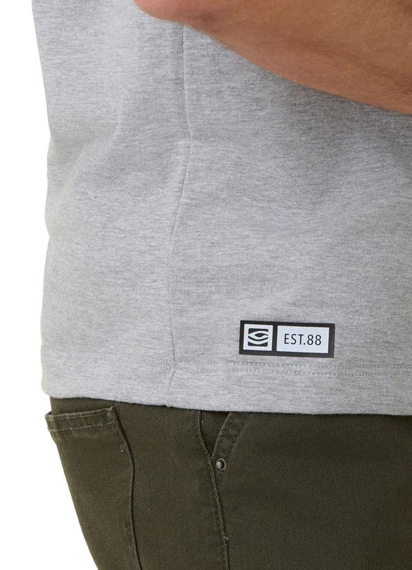Long Insland - Camiseta Básica Aplique Cinza 2