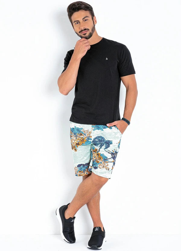 Actual - Camiseta Básica com Detalhe Bordado Preta 3