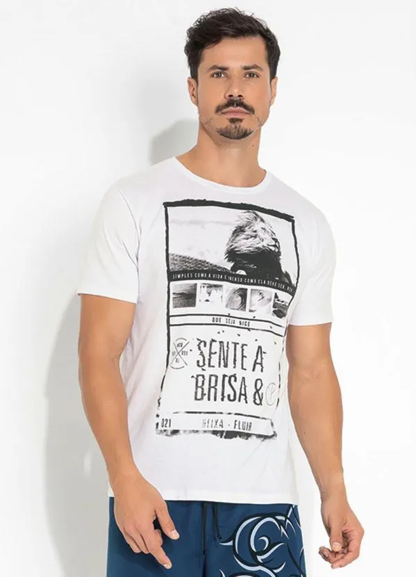 Moda Pop - Camiseta Branca com Estampa Localizada