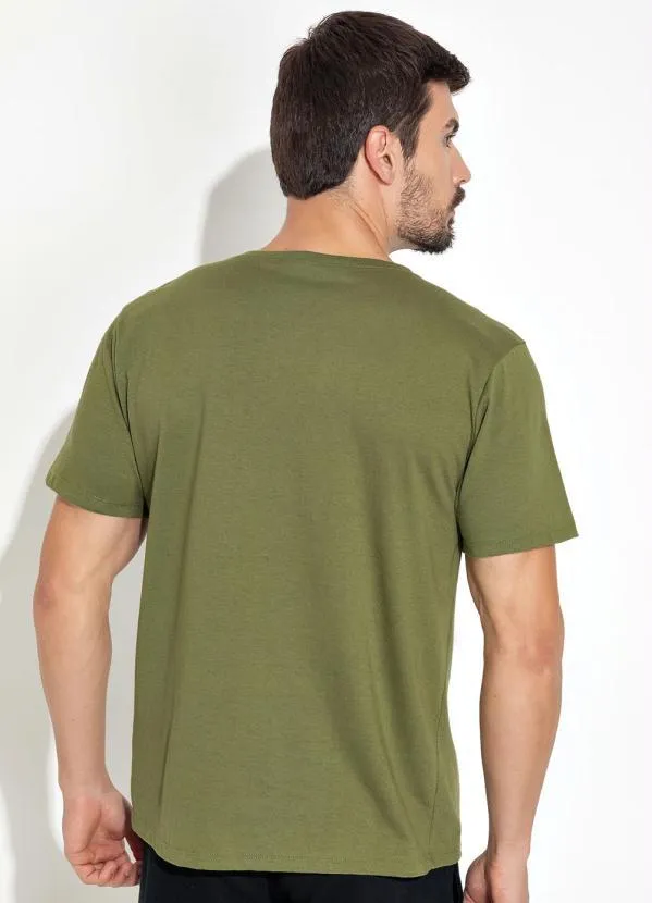 Moda Pop - Camiseta com Estampa na Frente Verde Militar 2