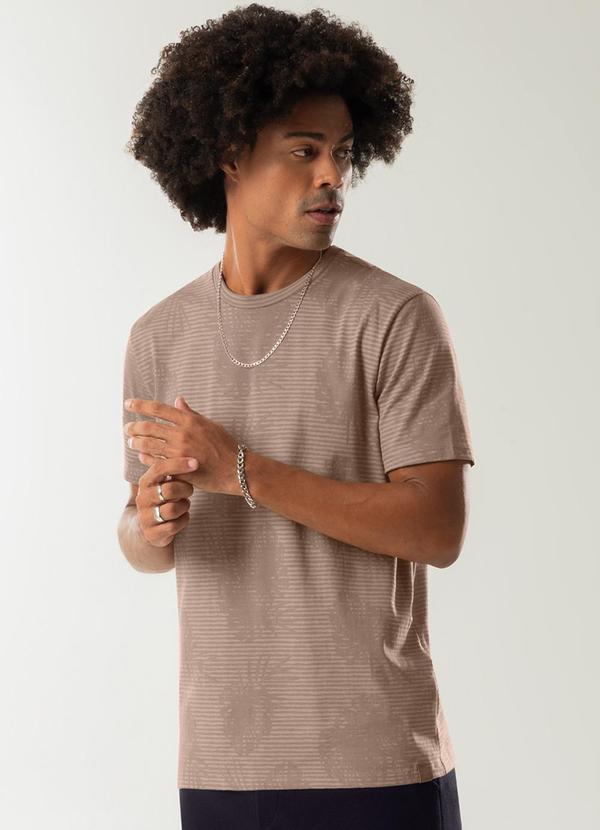 Exco - Camiseta com Estampa Rotativa Marrom