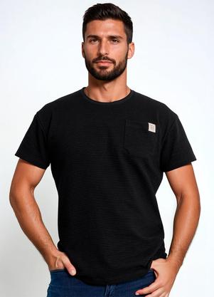 Camiseta em Malha Canelada (Preta)