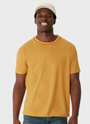Malwee - Camiseta em Malha Fio a Fio Amarelo Mostarda - MALWEE