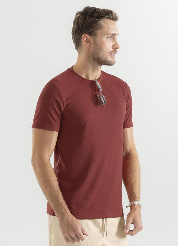 Exco - Camiseta em Malha Texturizada Marrom Escuro 1