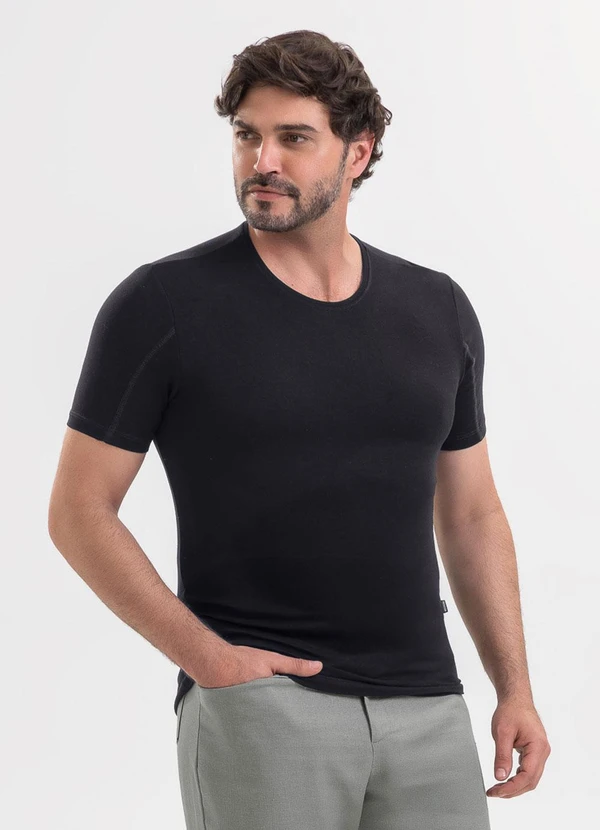 Exco - Camiseta em Viscose Preto