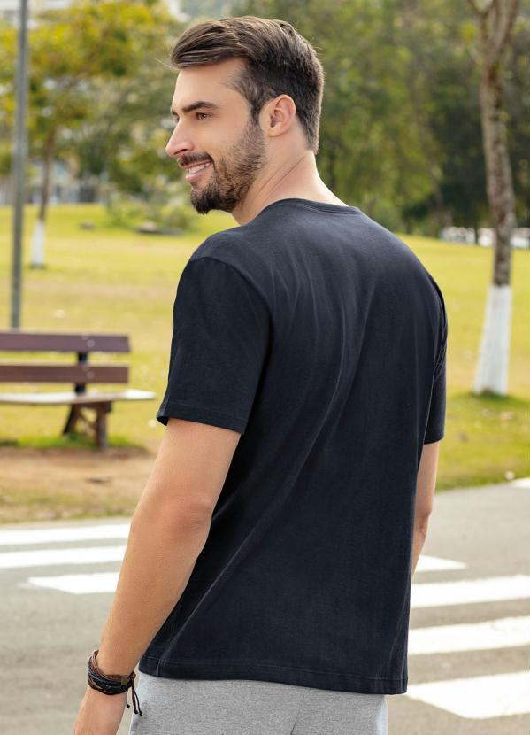 Outlet - Camiseta Estampa Óculos 3d Preto 2