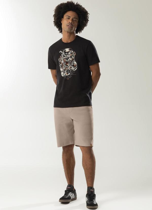 Exco - Camiseta Estampada com Relevo Preto 2