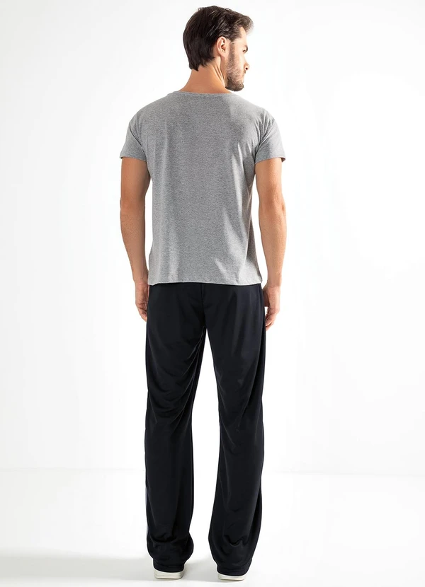 Moda Pop - Camiseta Folhagem Preto e Verde em Malha 4