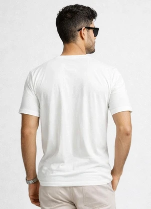Select - Camiseta Masculina Básica com Gola em V Bege - SELECT