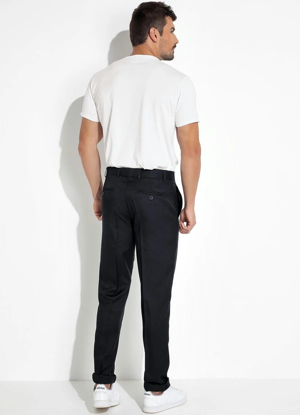 Basicamente - Camiseta Masculina Branca com Mangas Curtas 4