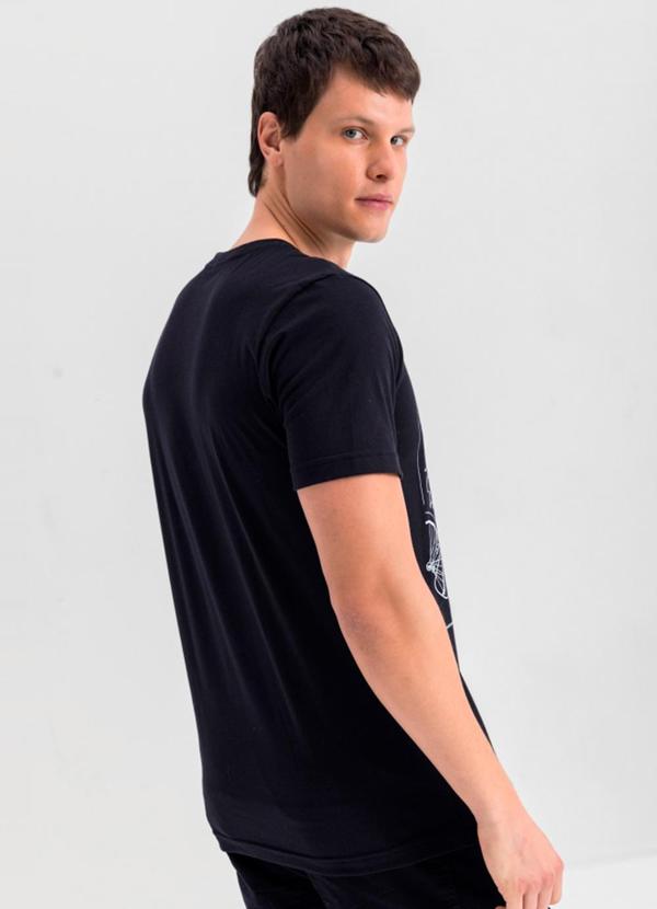 Essendi - Camiseta Masculina em Malha Preto 2