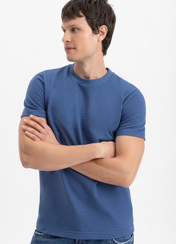 Essendi - Camiseta Masculina em Malha Tricot Azul